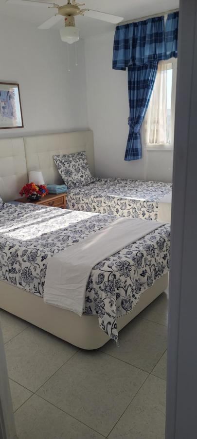 Acuario Shared Flat Piso Compartido Est Partage الشقة مشتركة Apartman Benalmádena Kültér fotó