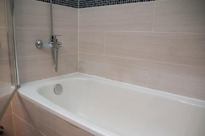 Acuario Shared Flat Piso Compartido Est Partage الشقة مشتركة Apartman Benalmádena Kültér fotó
